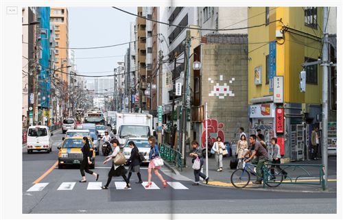 Invasion Tokyo - Invader